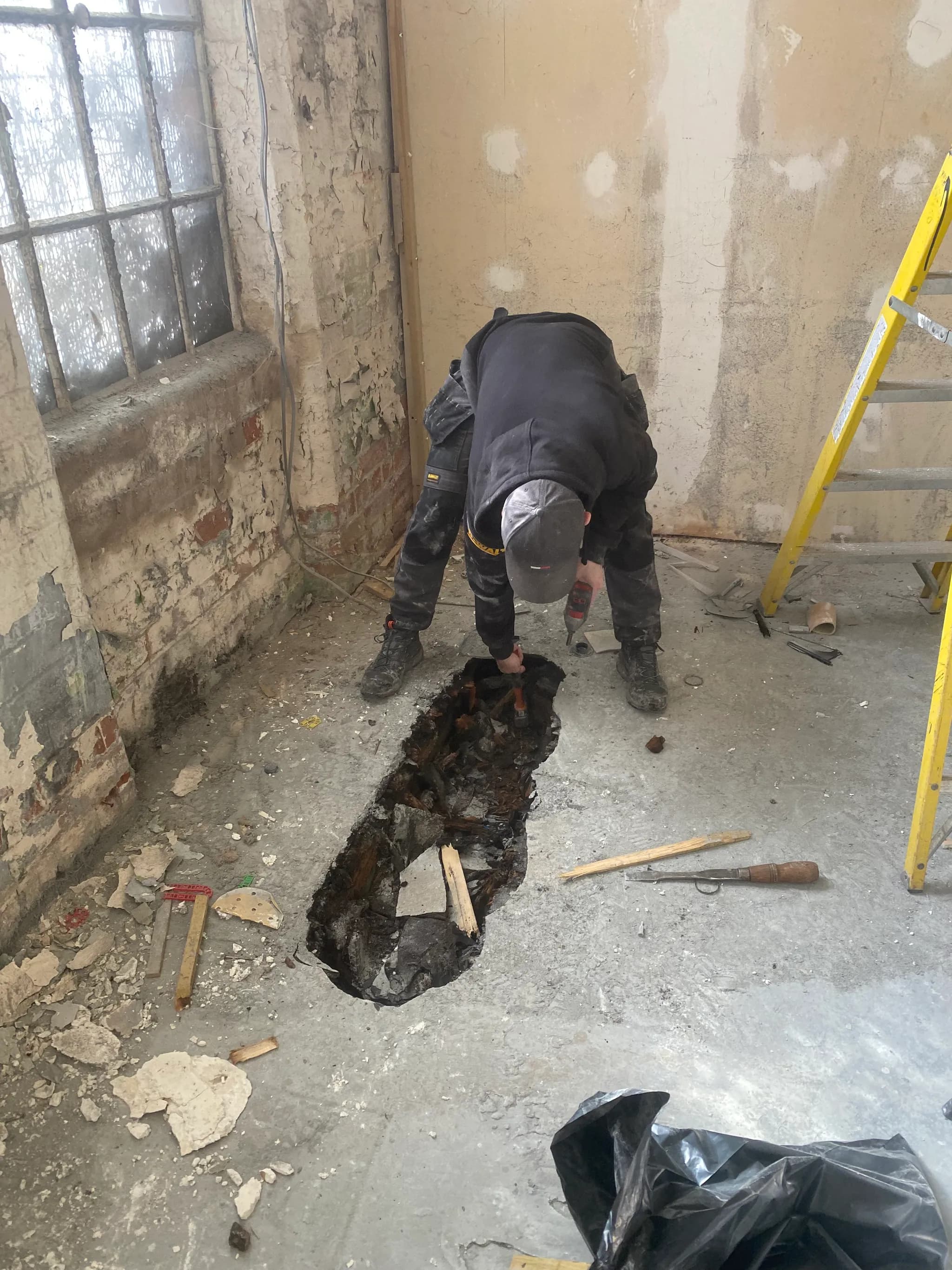 Couch Co Showroom 2 - Image 9