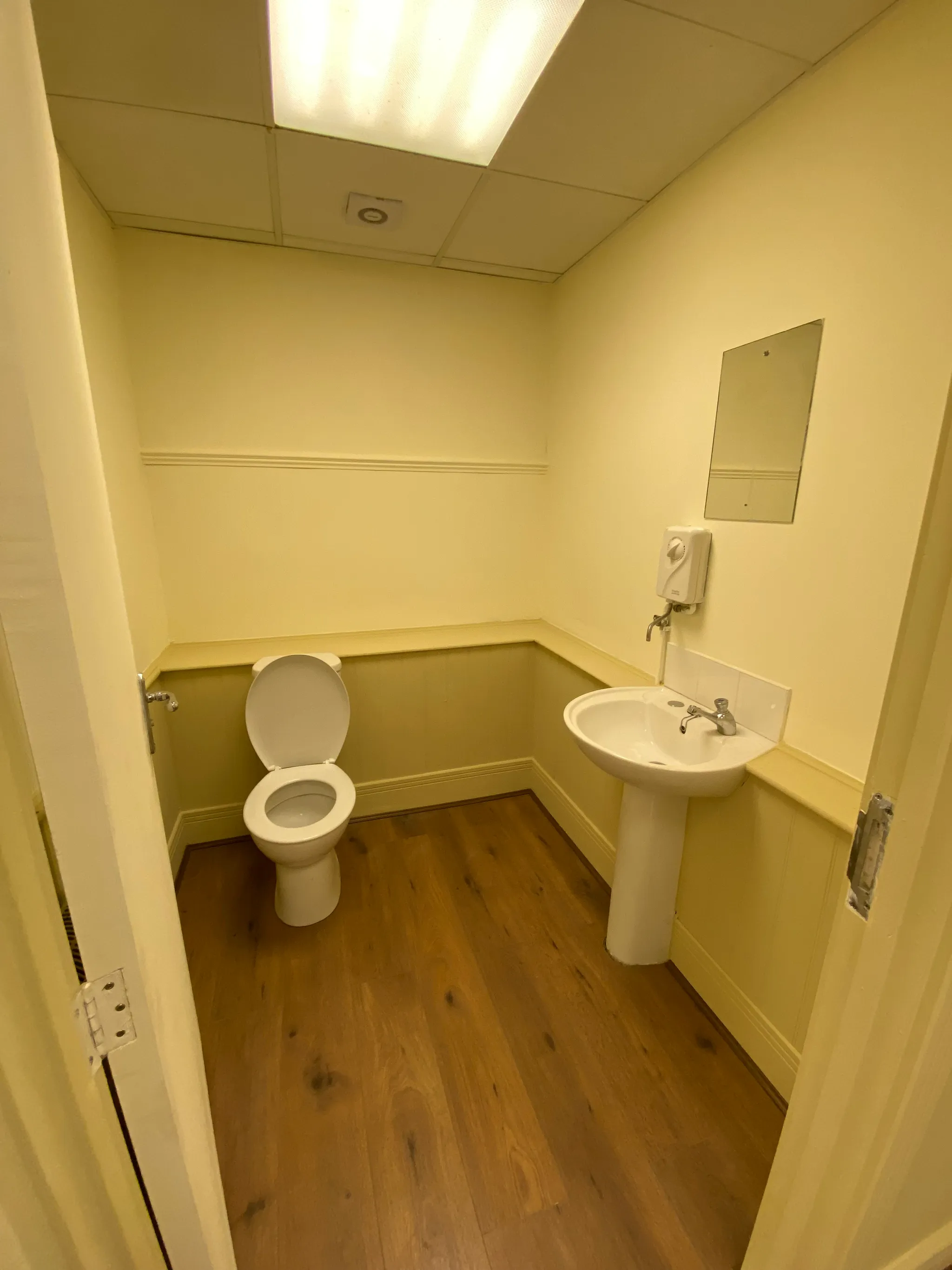 Couch Co Showroom 2 - Image 18