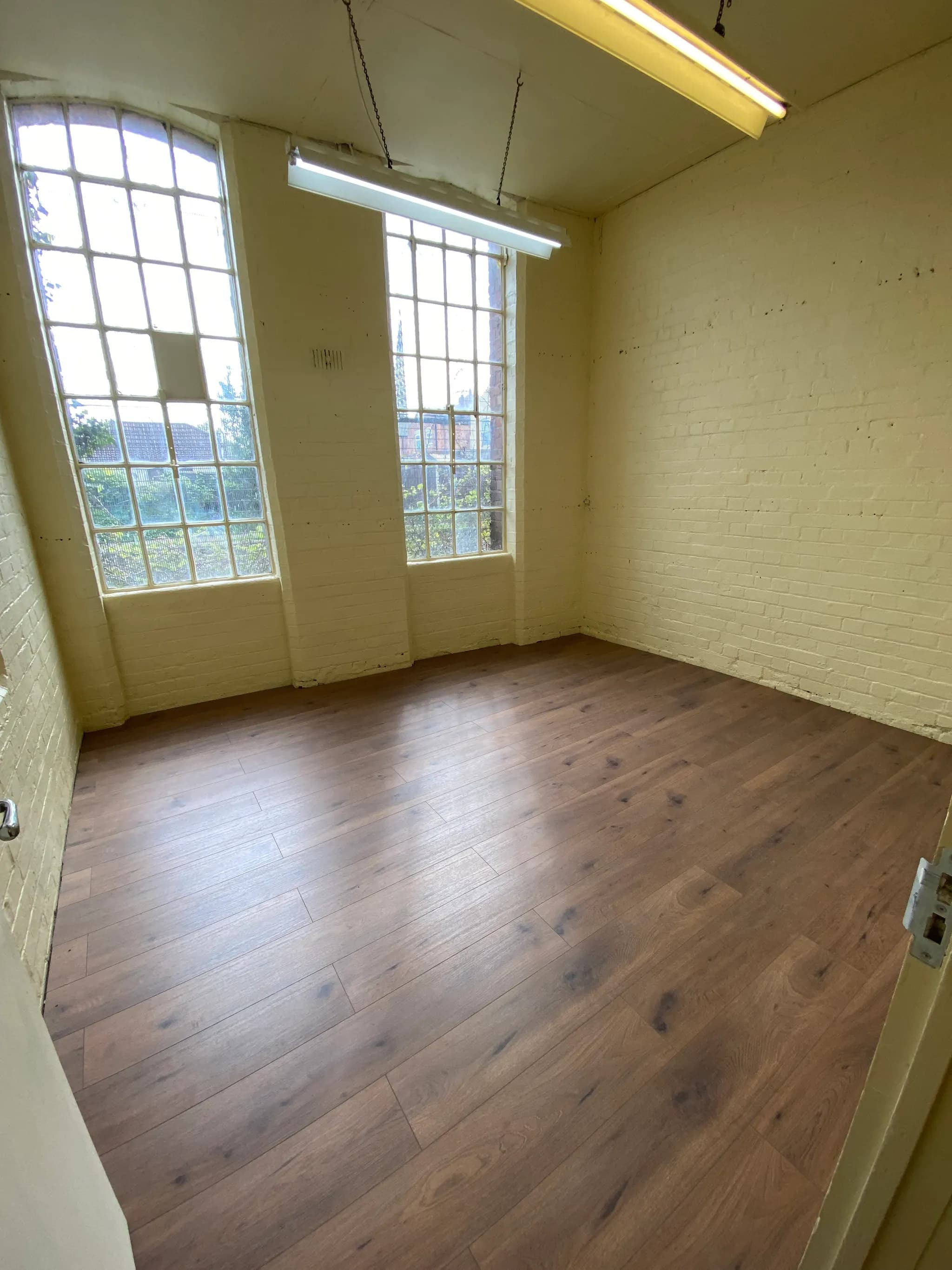 Couch Co Showroom 2 - Image 20